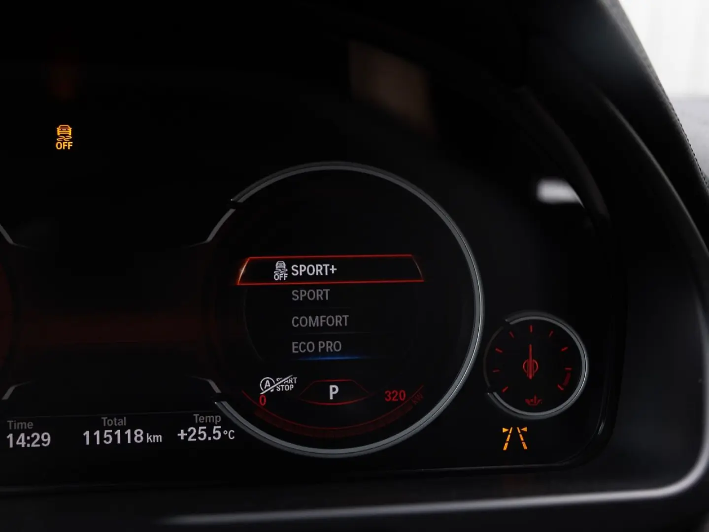 BMW X6 M50d HarmanKardon HeadUp Finantare in rate fixe