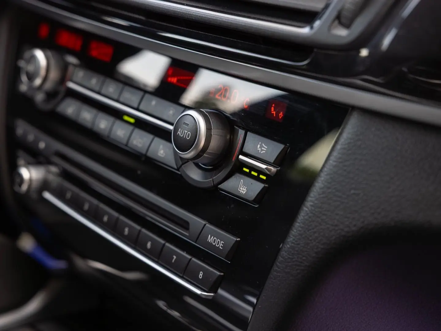 BMW X6 M50d HarmanKardon HeadUp Finantare in rate fixe