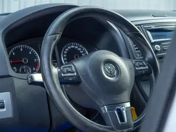 Volkswagen Multivan Gen-T5-2003-2016