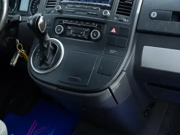 Volkswagen Multivan Gen-T5-2003-2016