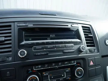 Volkswagen Multivan Gen-T5-2003-2016