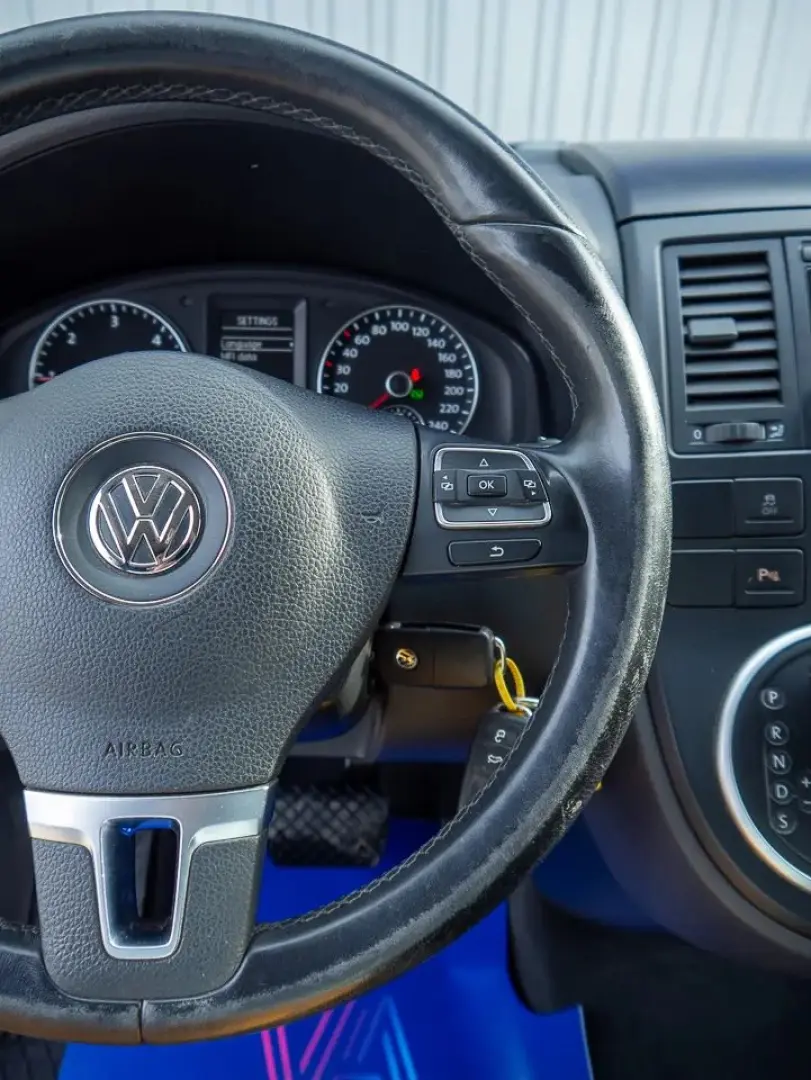 Volkswagen Multivan Gen-T5-2003-2016