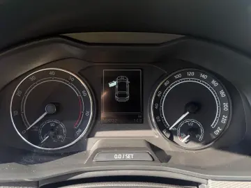 Skoda Scala CarPlay LaneAssist AndroidAuto - Finantare Garan