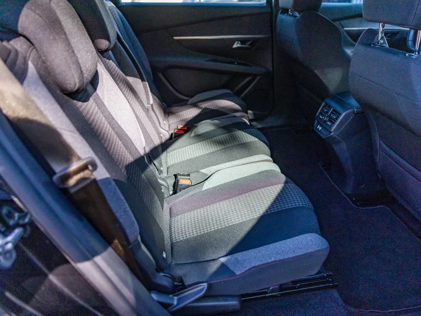 Peugeot 5008 Automat 7locuri Navi SafetyBreak StartStop