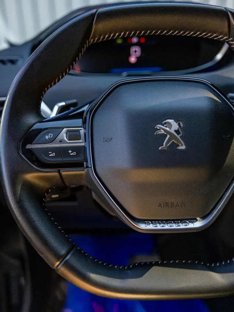 Peugeot 5008 Automat 7locuri Navi SafetyBreak StartStop