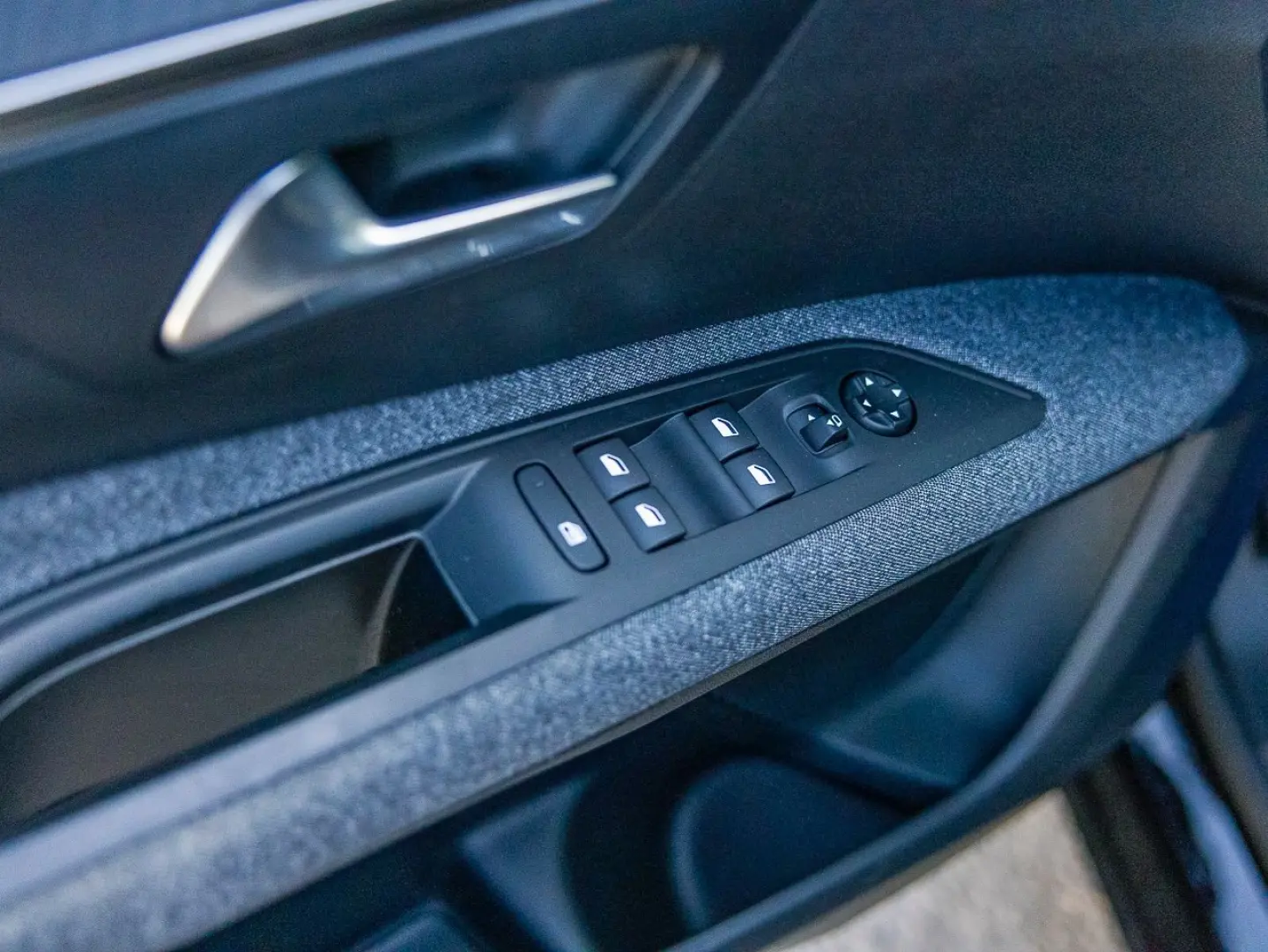 Peugeot 5008 Automat 7locuri Navi SafetyBreak StartStop