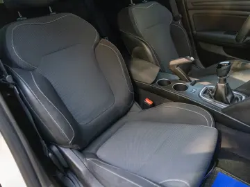 Renault Megane 1.5 dCi  Euro 6  Navi  Climatronic  Bluetooth