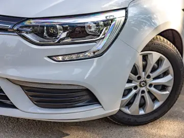 Renault Megane 1.5 dCi  Euro 6  Navi  Climatronic  Bluetooth