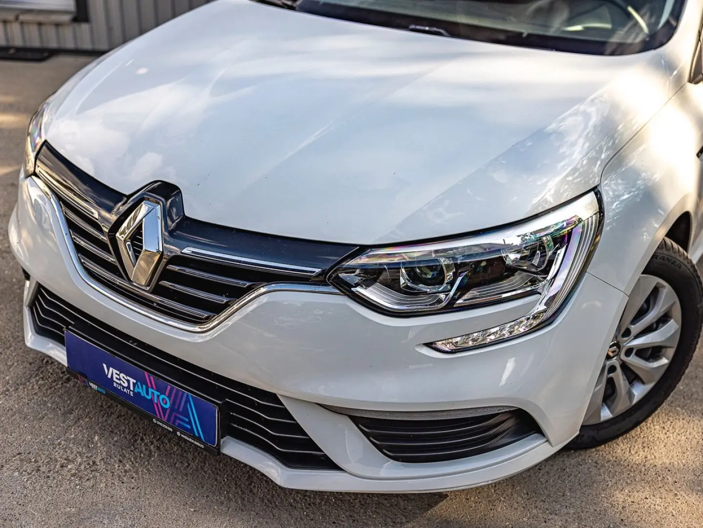 Renault Megane 1.5 dCi  Euro 6  Navi  Climatronic  Bluetooth