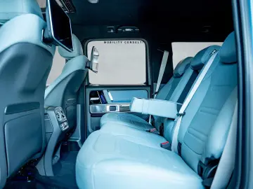 Mercedes-Benz G 580 EQ  BlackPanel 2025