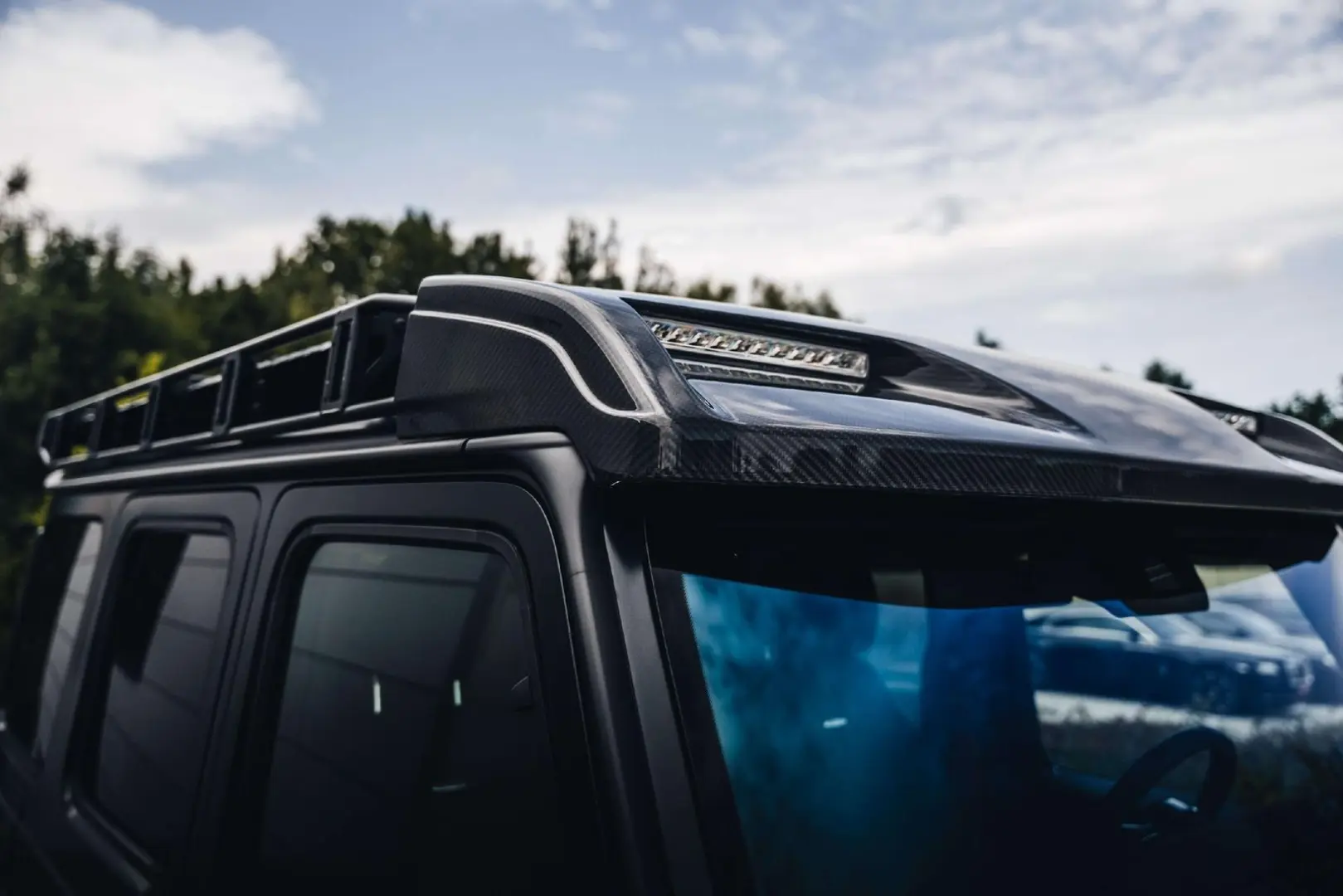 G 63 AMG 4x4  Manufaktur Carbon Massage 360 -Kamera