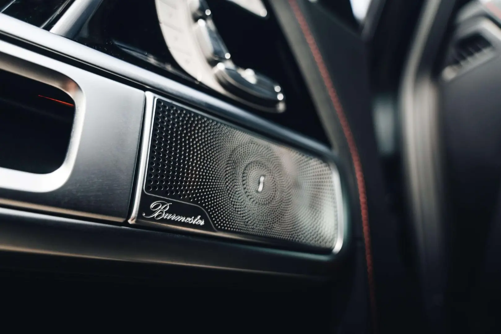 G 63 AMG 4x4  Manufaktur Carbon Massage 360 -Kamera