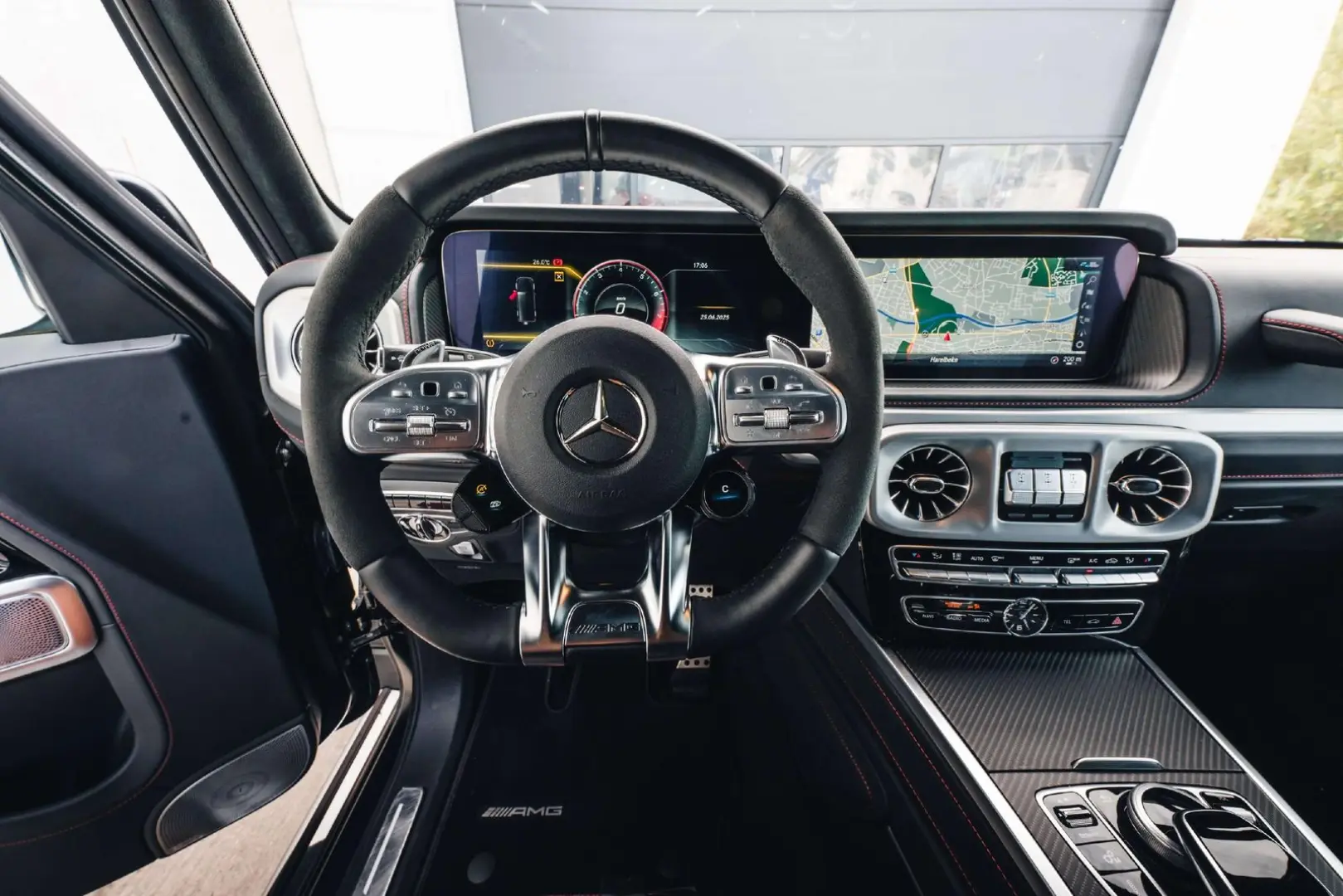 G 63 AMG 4x4  Manufaktur Carbon Massage 360 -Kamera