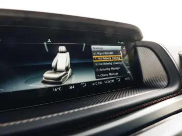 G 63 AMG 4x4  Manufaktur Carbon Massage 360 -Kamera