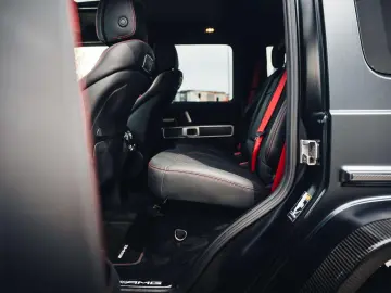 G 63 AMG 4x4  Manufaktur Carbon Massage 360 -Kamera