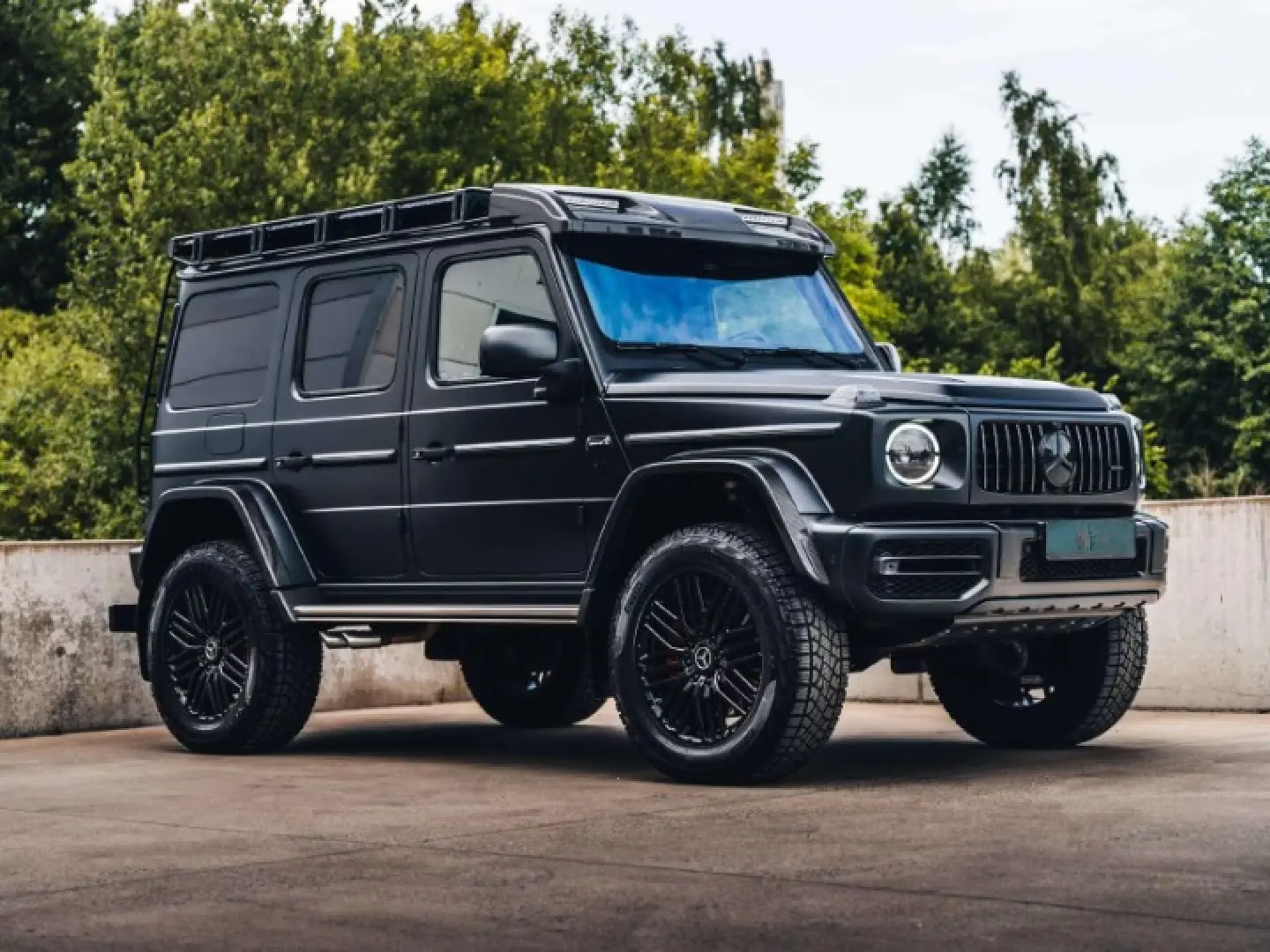 G 63 AMG 4x4  Manufaktur Carbon Massage 360 -Kamera