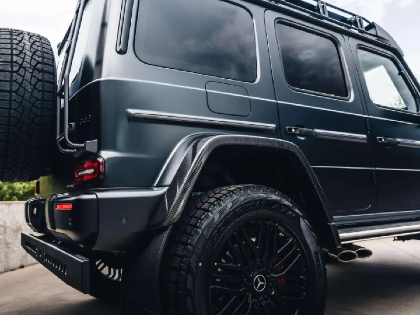 G 63 AMG 4x4  Manufaktur Carbon Massage 360 -Kamera