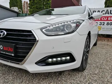 HYUNDAI i40 STYLE