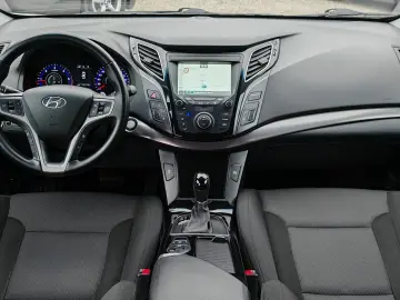 HYUNDAI i40 STYLE