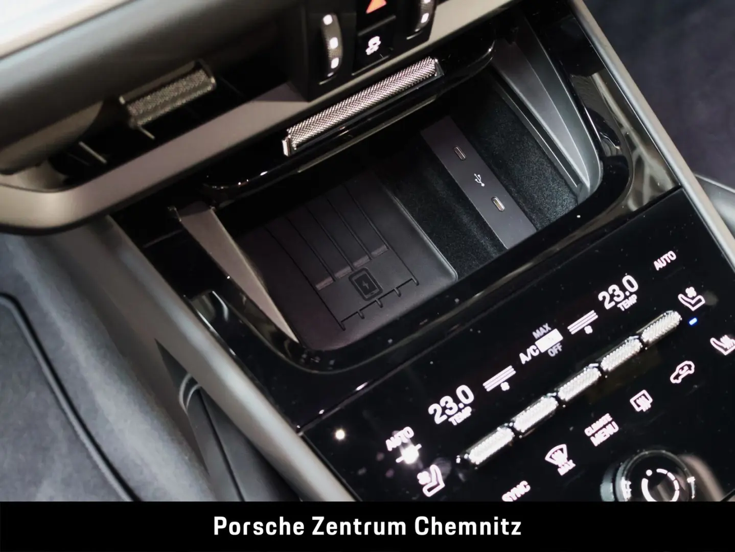 Cayenne E-Hybrid Pano;Luft.;ACC;22  Sportabgas