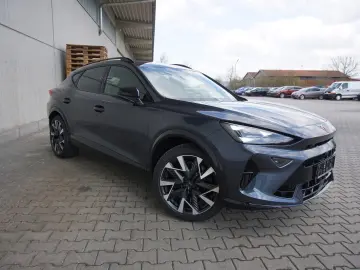 Formentor VZ 2.0TSI 4Drive Navi Mir Pano ACC Kam