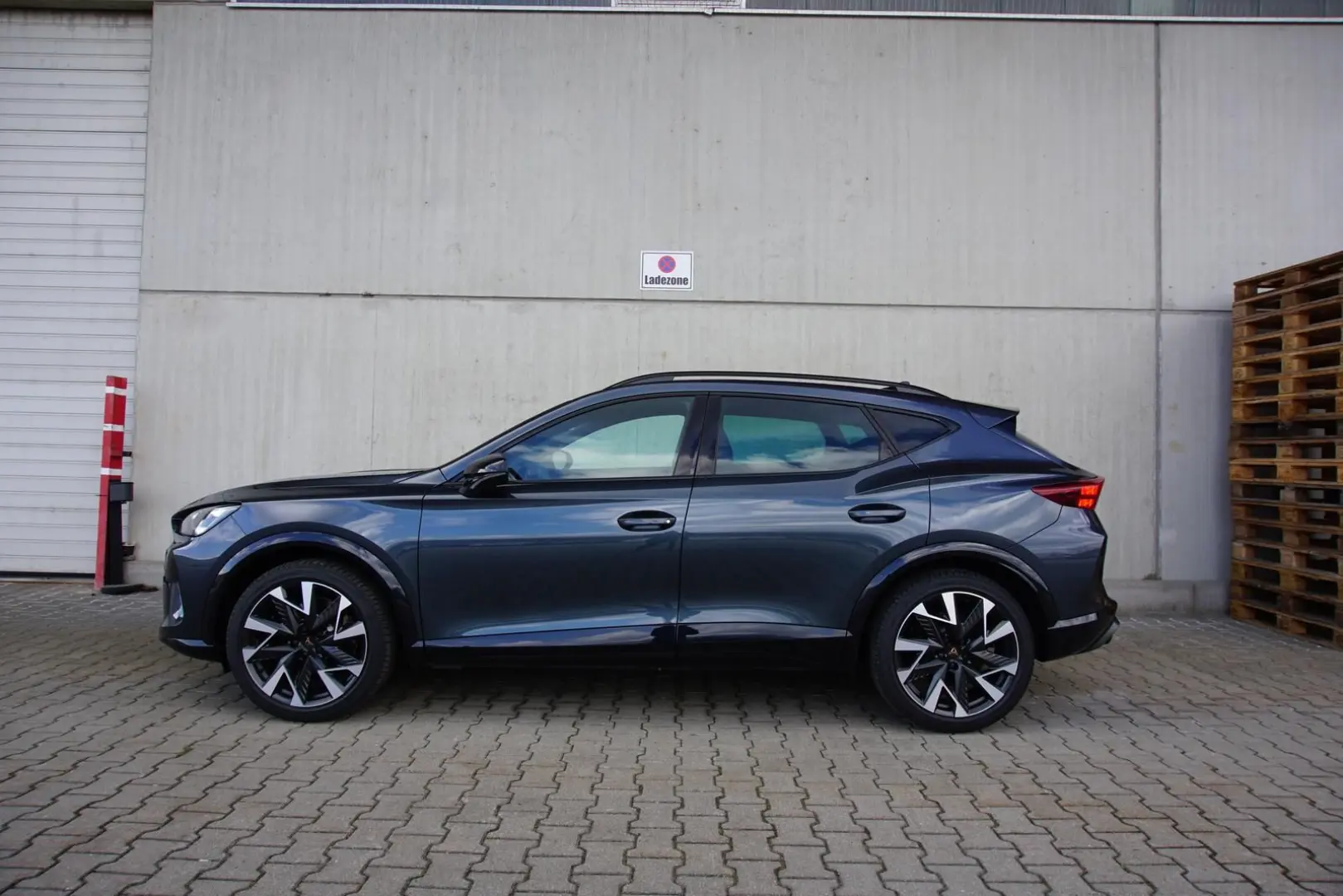 Formentor VZ 2.0TSI 4Drive Navi Mir Pano ACC Kam