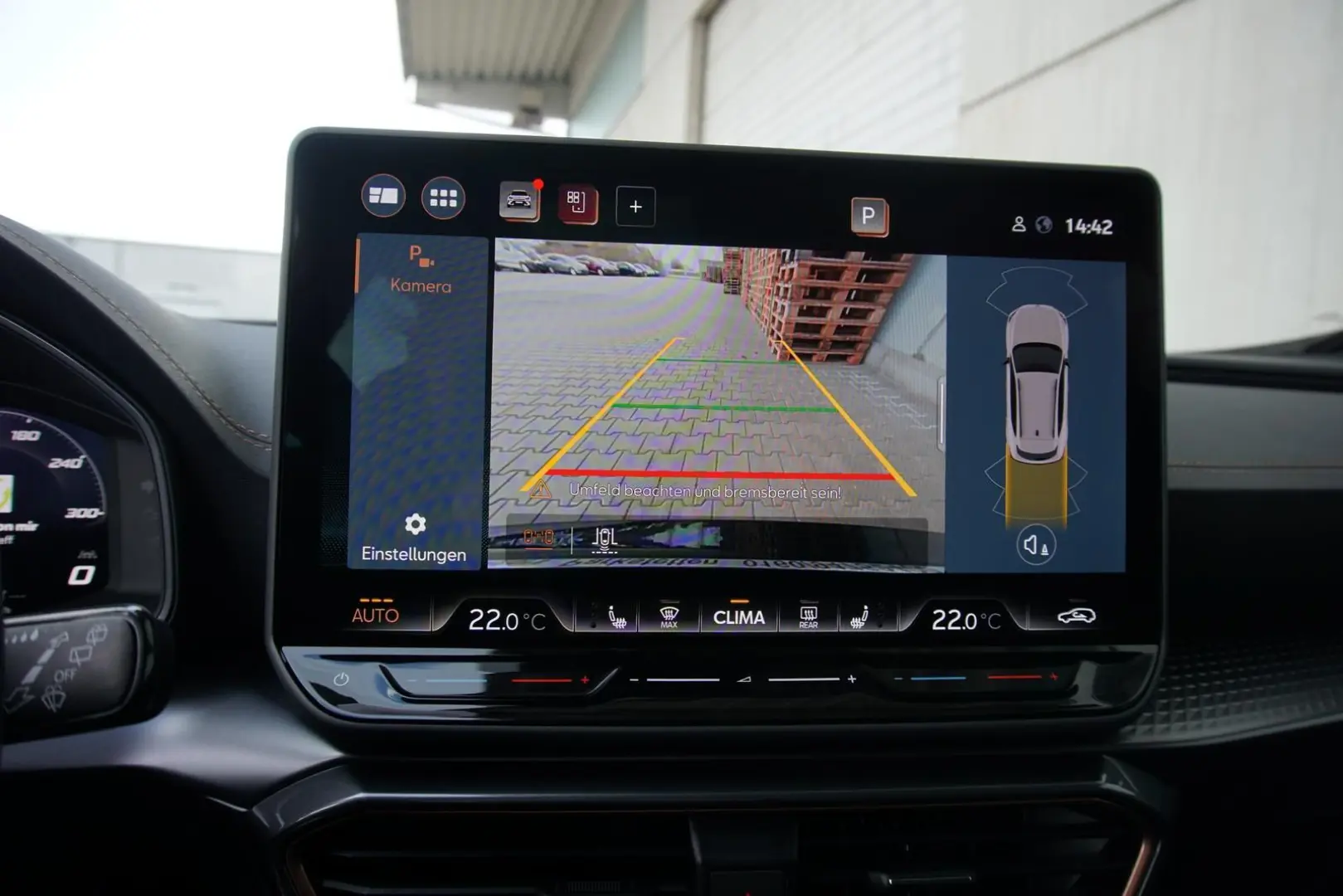 Formentor VZ 2.0TSI 4Drive Navi Mir Pano ACC Kam