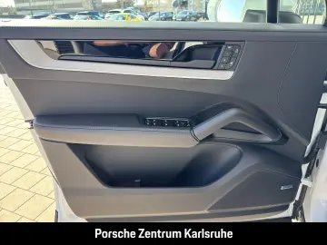 Cayenne E-Hybrid BOSE Luftfederung InnoDrive LED