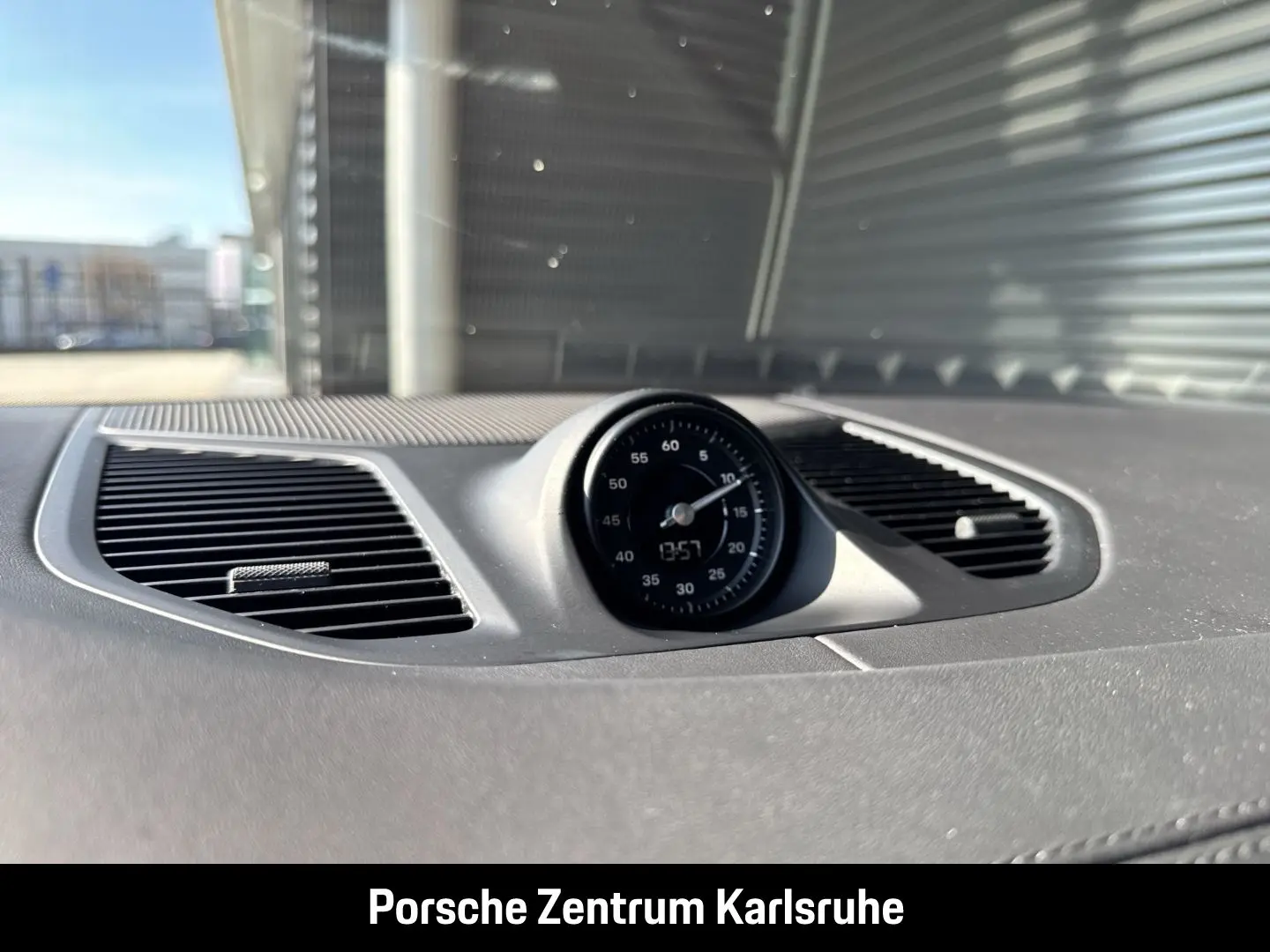 Cayenne E-Hybrid BOSE Luftfederung InnoDrive LED