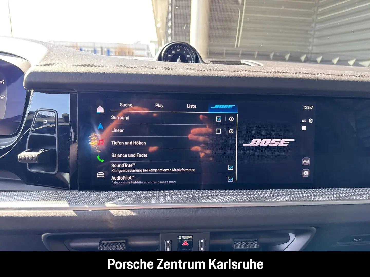 Cayenne E-Hybrid BOSE Luftfederung InnoDrive LED