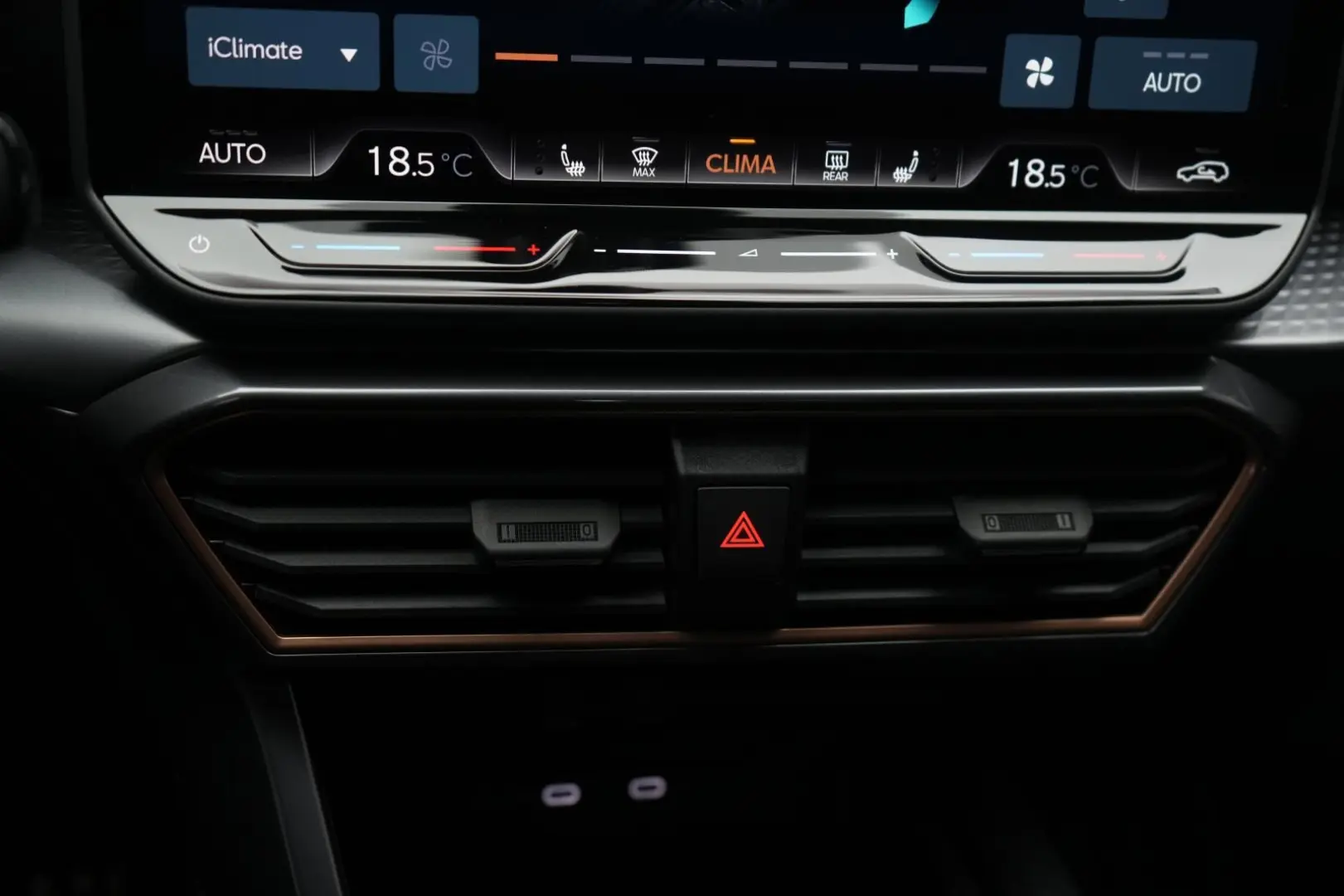 Formentor 2.0 TSI 4Drive DSG VZ FullLink ACC Kam