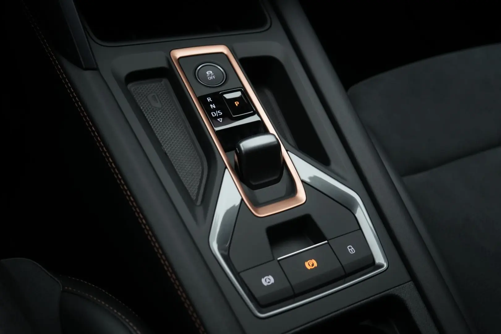 Formentor 2.0 TSI 4Drive DSG VZ FullLink ACC Kam