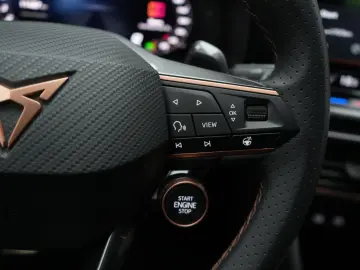 Formentor 2.0 TSI 4Drive DSG VZ FullLink ACC Kam