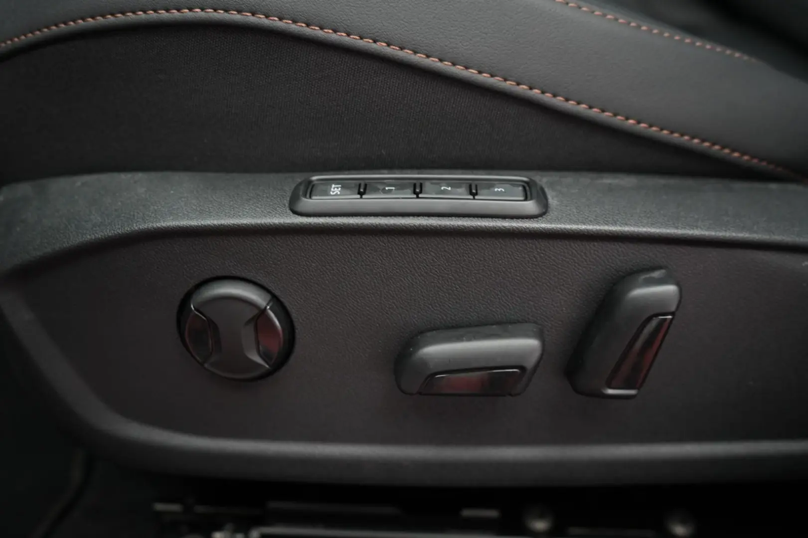 Formentor 2.0 TSI 4Drive DSG VZ FullLink ACC Kam