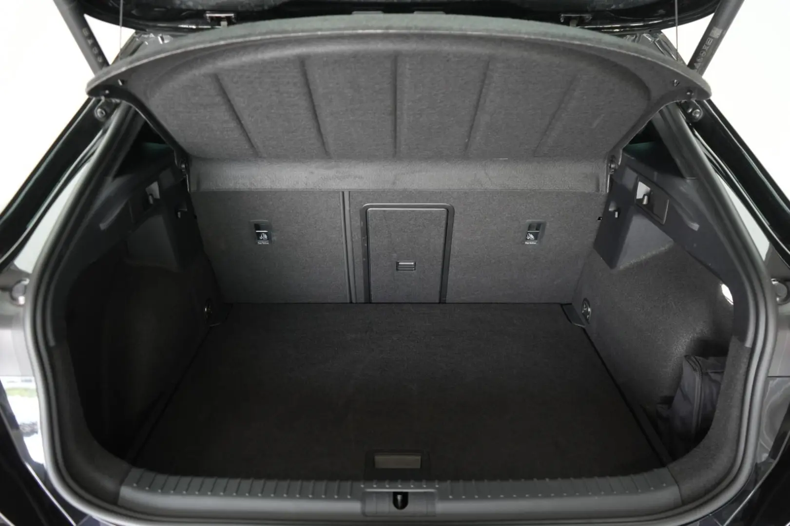 Formentor 2.0 TSI 4Drive DSG VZ FullLink ACC Kam