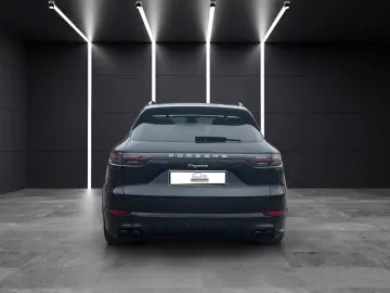 Cayenne E-Hybrid Matrix AHK Carplay Bose Head-up