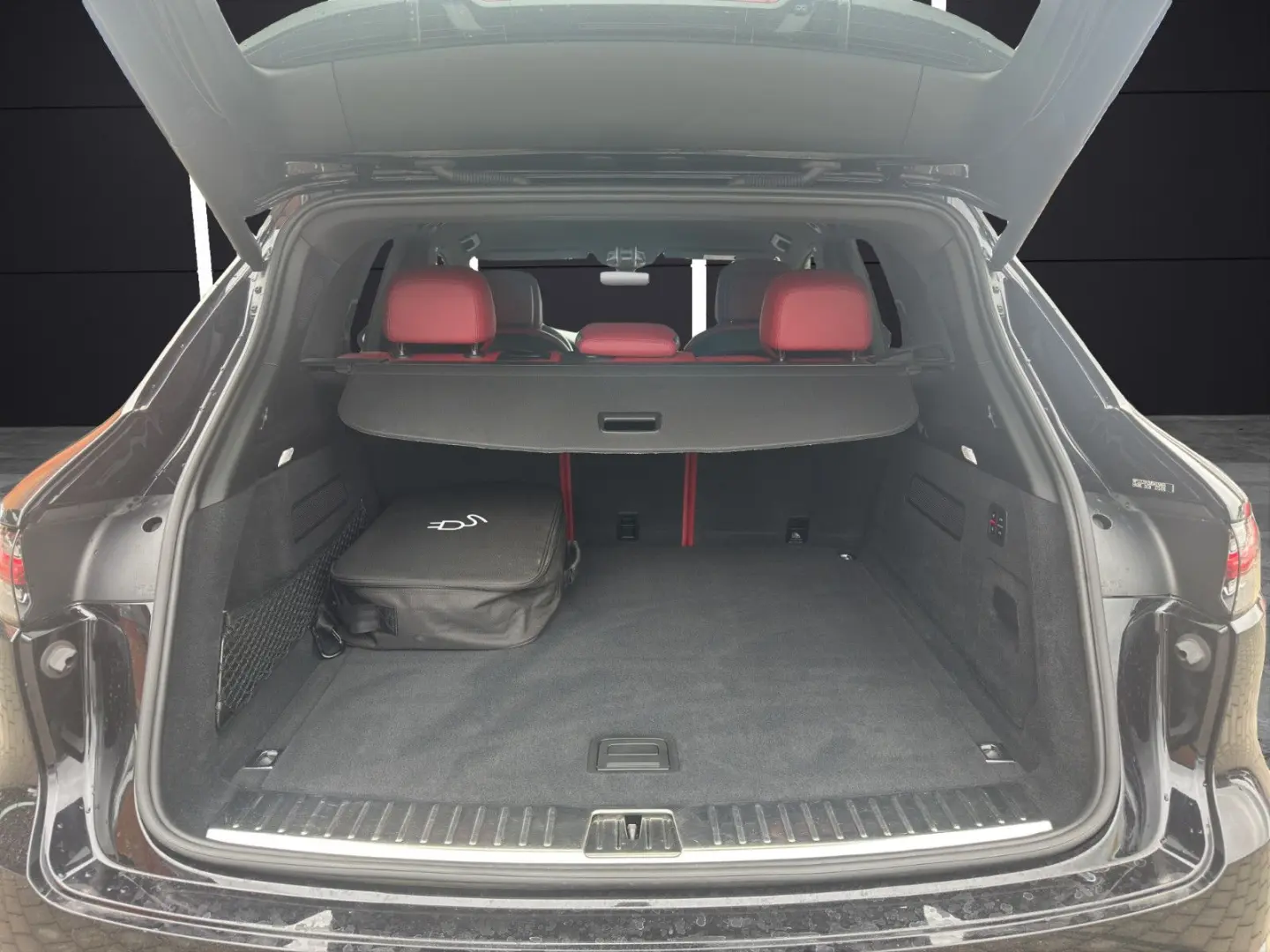 Cayenne E-Hybrid Matrix AHK Carplay Bose Head-up