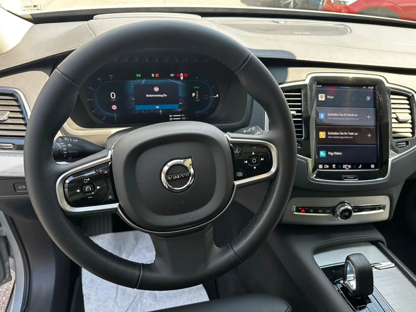 XC90 T8 Plus Bright Plug-In Hybrid AWD