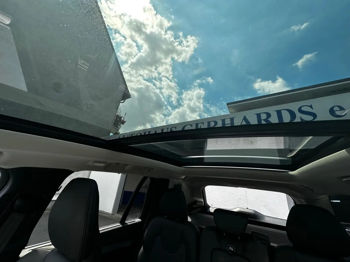 XC90 T8 Plus Bright Plug-In Hybrid AWD