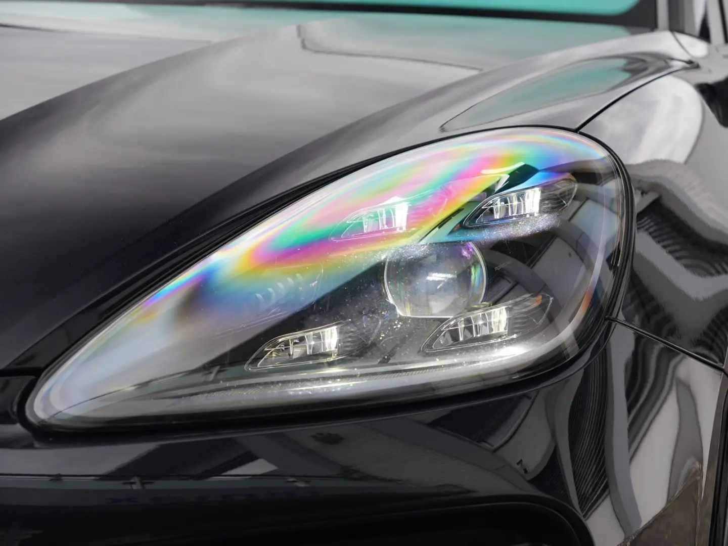 E-Hybrid SPORTDESIGN-HINTERACHSL.-PDCC-HUD-VOLL