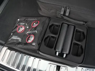 E-Hybrid SPORTDESIGN-HINTERACHSL.-PDCC-HUD-VOLL