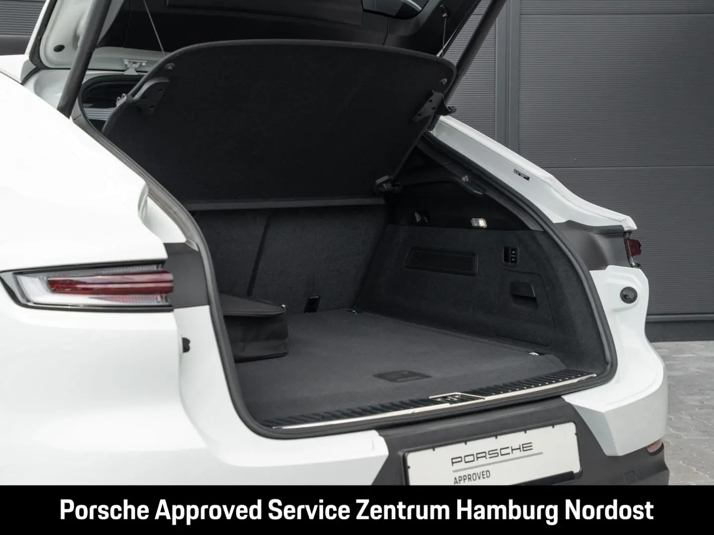 Cayenne E-Hybrid Coupe Sport Chrono Matrix-LED