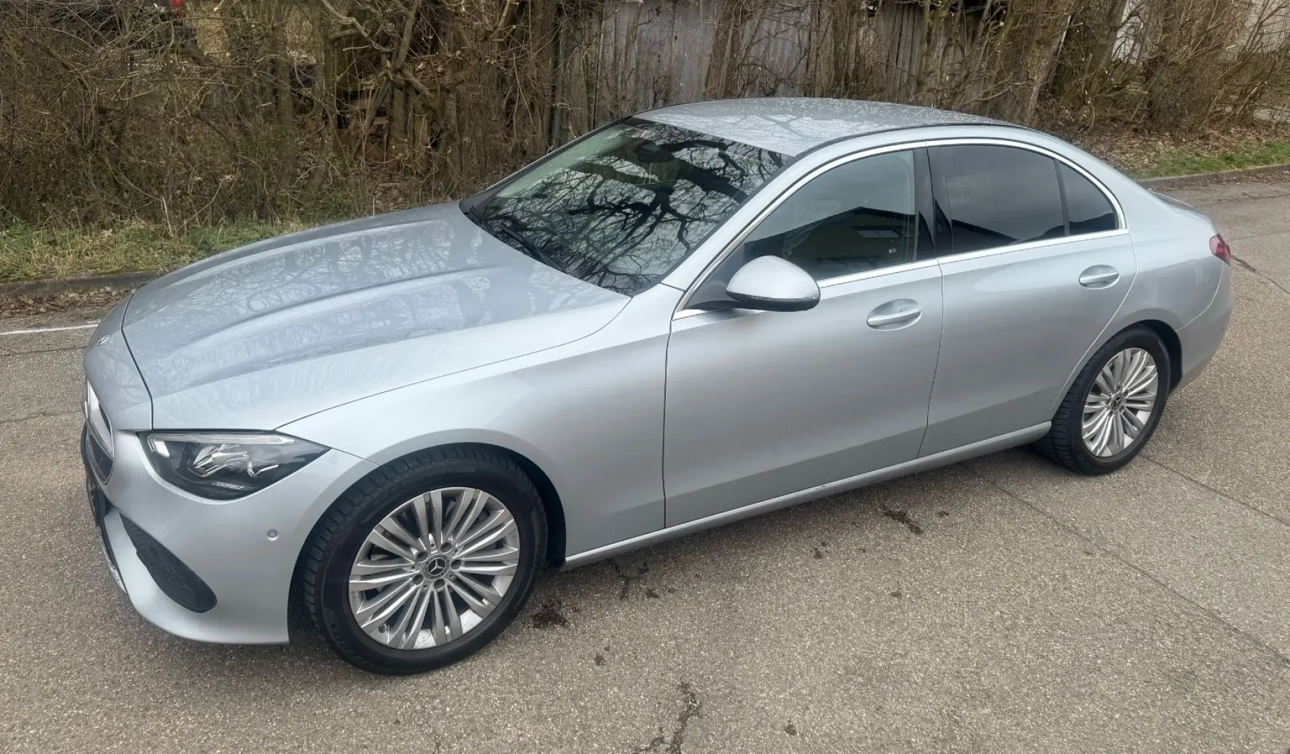 C 220  Lim. C 220 d NAVI 8xbereift AVANTGARDE