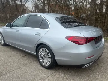 C 220  Lim. C 220 d NAVI 8xbereift AVANTGARDE