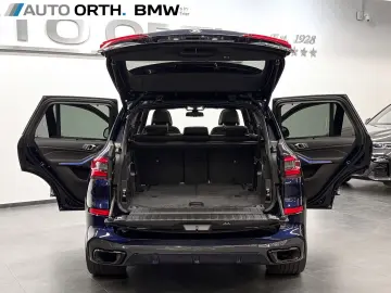 X5 xDrive40i M-SPORT  7-SITZE  PANO SITZLÜFT AHK