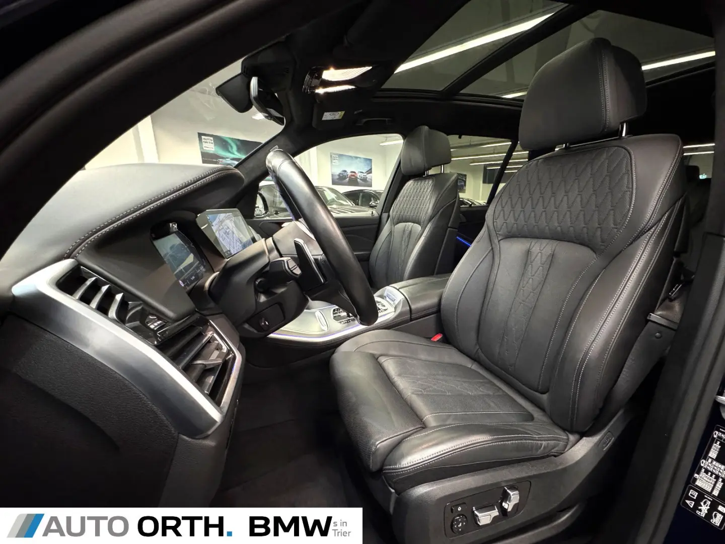 X5 xDrive40i M-SPORT  7-SITZE  PANO SITZLÜFT AHK