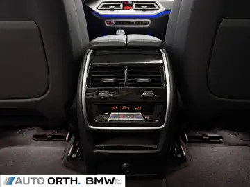 X5 xDrive40i M-SPORT  7-SITZE  PANO SITZLÜFT AHK