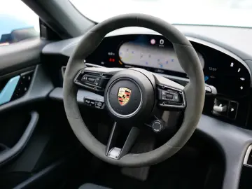 Taycan 4S SPORT DESIGN INNO PASSANGE SCREEN PANO