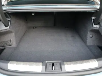 Taycan 4S SPORT DESIGN INNO PASSANGE SCREEN PANO