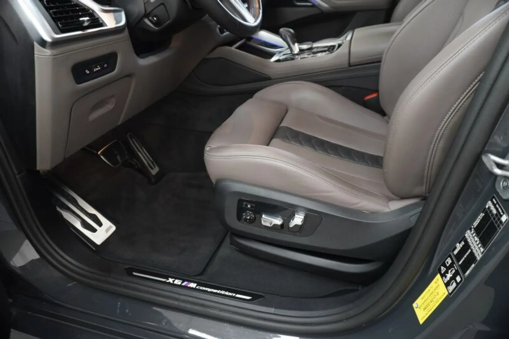 X6 M Competition  TOP AUSSTATTUNG